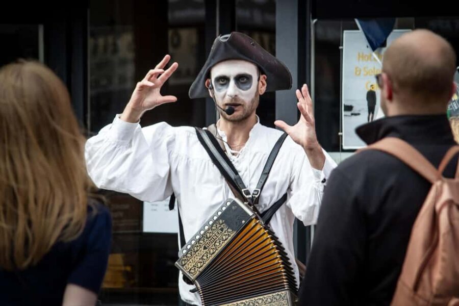 Falmouth: Spookily Enjoyable Ghost Tour (award winning) - The Guide: More Than Just a Storyteller