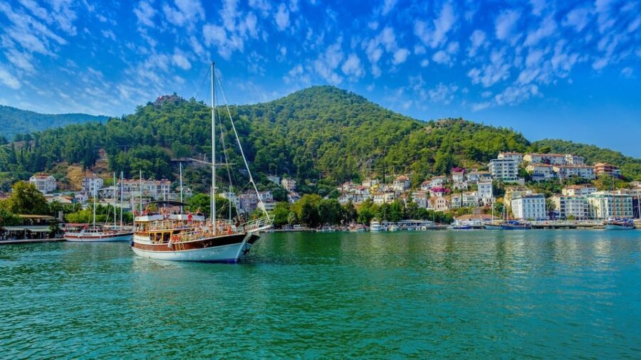 Fethiye: 12 Islands Boat Tour with Lunch and Hotel Pickup - Breaking Down the Experience