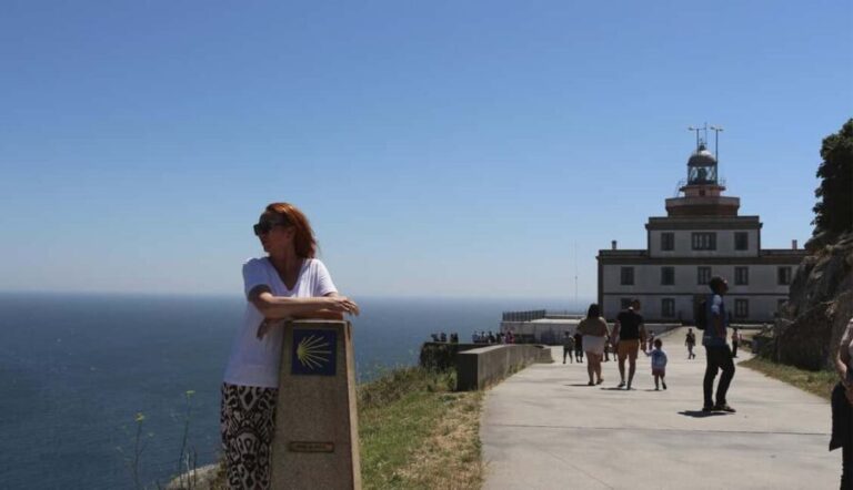 Finisterre Express: the route to the end of the world - The Stops and Highlights