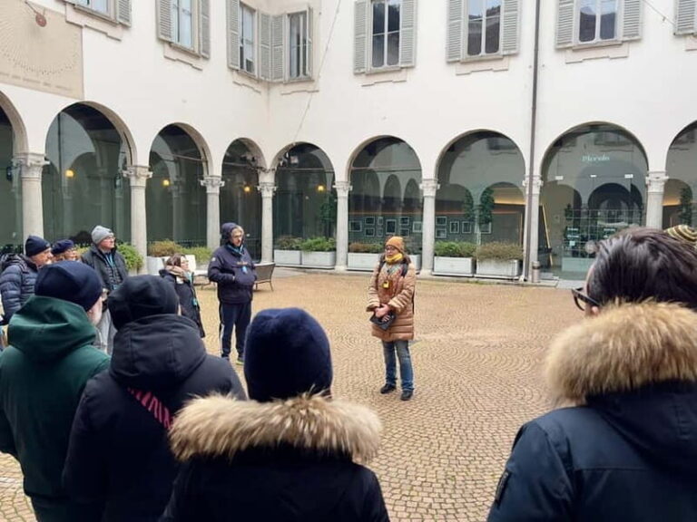 First time in Milan? Tour of iconic places with Paola! - Practical Details & Value