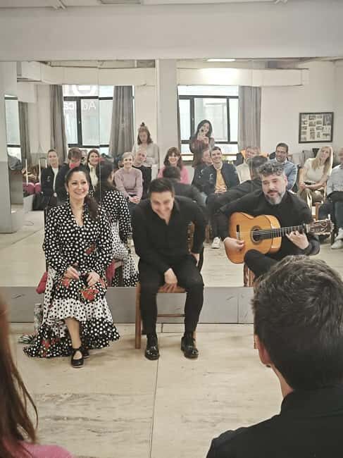 Flamenco Art in Madrid: Dance and Rhythm Discovery Class - The Venue: Amor de Dios Studios