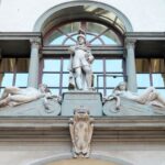 Florence: Accademia, Uffizi, and City Center Walking Tour - Transitioning to Florence’s Historic Streets