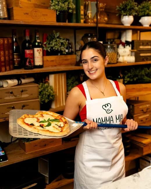 Florence: Authentic Pizza & Gelato Experience+Unlimited Wine - A Detailed Look at the Experience