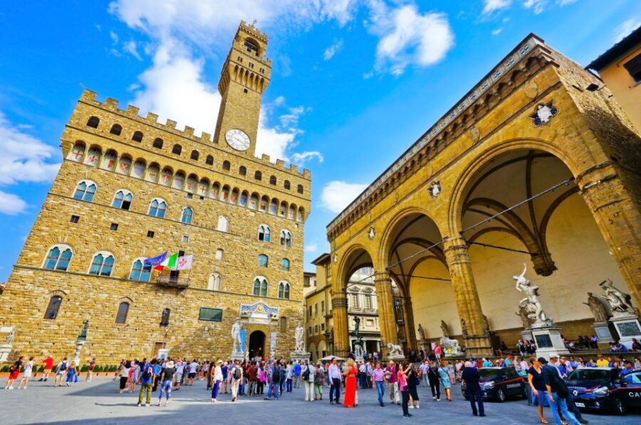 Florence: City Highlights Guided Walking Tour - The Guide and Group Size