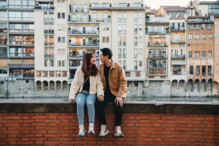 Florence: Classics Photoshoot with Ponte Vecchio Bridge - The Different Packages and What They Offer