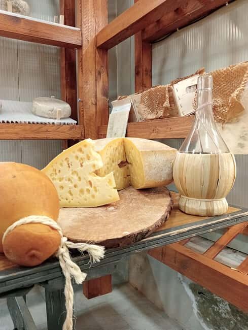 Florence: Cooking Class on a Traditional Tuscan Farm - Visiting the Farm and Its Facilities