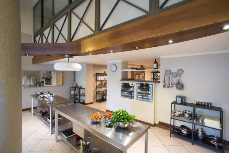 Florence: Market Tour Food & Tasting and Lunch Cooking Class - Value for Money