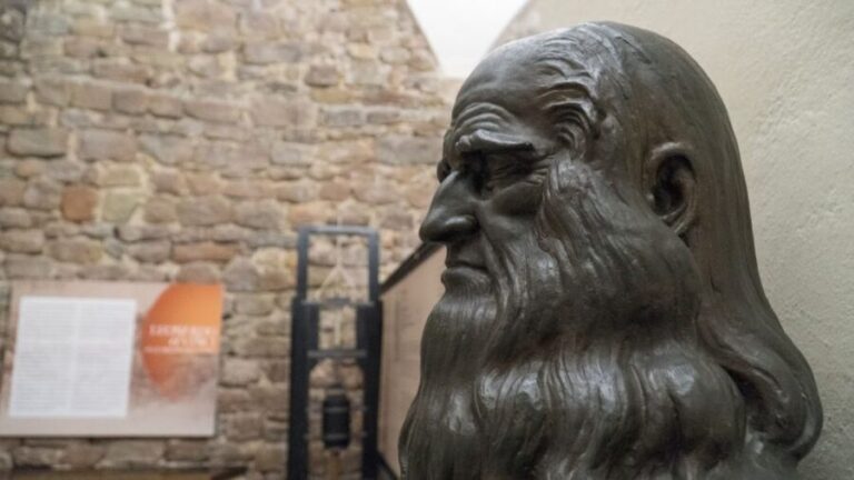 Florence: Truffle Hunting and Vinci with Lunch and Winery - Exploring the Tuscany experience: Truffle hunting, Vinci, and wine