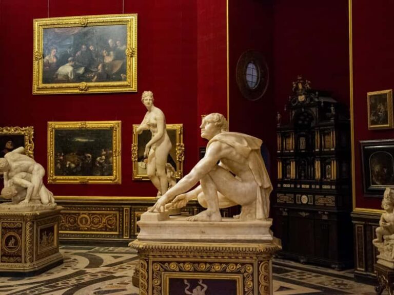 Florence: Uffizi Gallery Tour with Palazzo Vecchio Entry - Exploring Palazzo Vecchio—A Bonus Opportunity