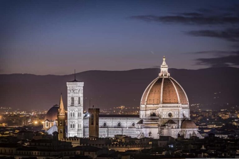 Florence Walking Tour for Women with Gelato and a Drink - What to Expect: The Details That Matter