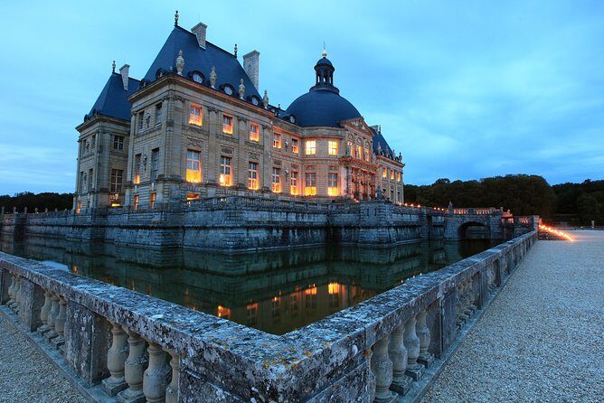 Fontainebleau and Vaux Le Vicomte Private Day Tour from Paris - Who Should Consider This Tour?