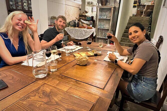 Food and Wine tasting tour in Porto of HIDDEN GEMS (Small Groups) - FAQ