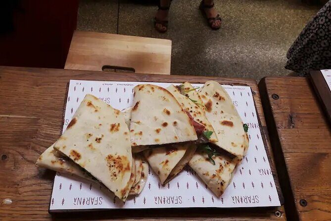 Food markets tour with a local! - A Closer Look at the Itinerary