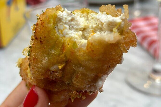 food Tour in the Spanish Quarter of Naples - How the Experience Comes Together