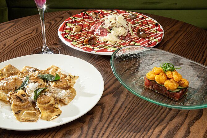 Foodie Tour: Virgin Hotel Private Self-Guided Finger Licking Foodie Tour - The Pros and Cons