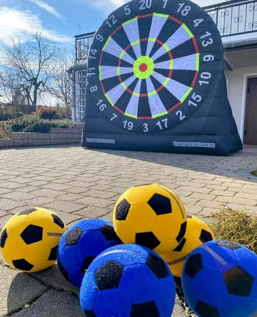 Football darts in Leipzig - the perfect fun for all ages - The Setting: Wilhelm Külz Park and Beyond