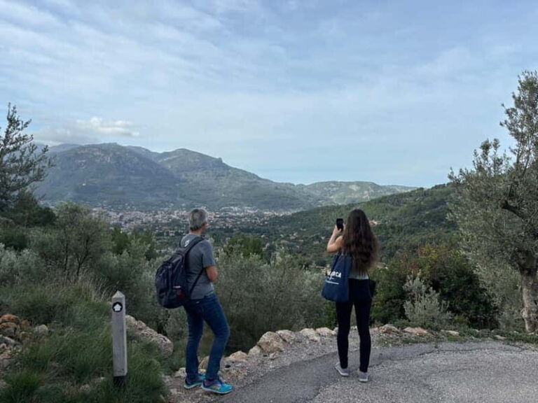 Fornalutx - hiking in the most beautiful valley in Mallorca - The Hike Through the Valley