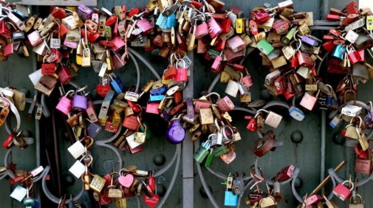 Frankfurt: Discover the heart of Frankfurt - a city tour in Russian - The Itinerary in Detail