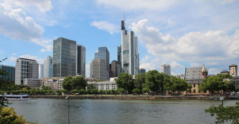 Frankfurt: Private or Shared Walking Tour - Key Points