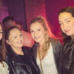 FREE fun explorers pub Crawl with OPTIONAL 1 hour open bar - The Social Side of Things