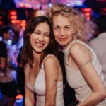 FREE Pub Crawl with OPTIONAL 1 hour open bar and clubs - Key Points