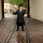 Freiburg: Acting tour Historix tour "Cathedral, gates, city legends" - The Experience in Detail