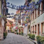 Freiburg im Breisgau: old town group walking tour Italian - The Practicalities