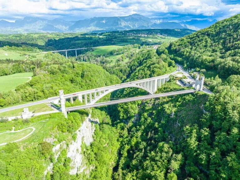 French Alps Day Tour from Geneva to Annecy and Hidden Gems - What Makes This Tour Stand Out