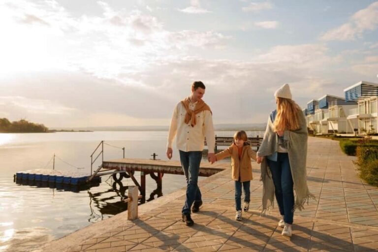 Friedrichshafen: 2-Hour Walking Tour with a Local - Whats Included and Whats Not