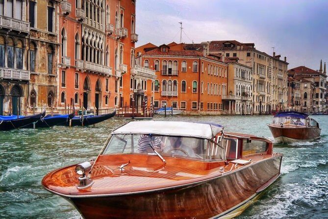 FriendInVenice Murano Burano Torcello Private Tour By Luxury Boat - Itinerary Breakdown