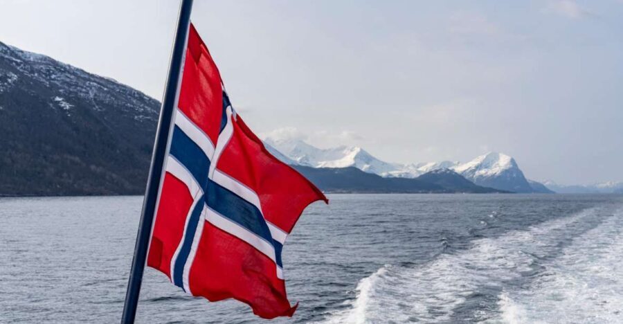 From Ålesund: Winter Fjord Cruise to Geirangerfjord - The Experience in Detail