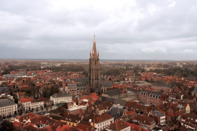 From Amsterdam: Bruges Guided Day Trip in English - What to Expect During the Guided Tour