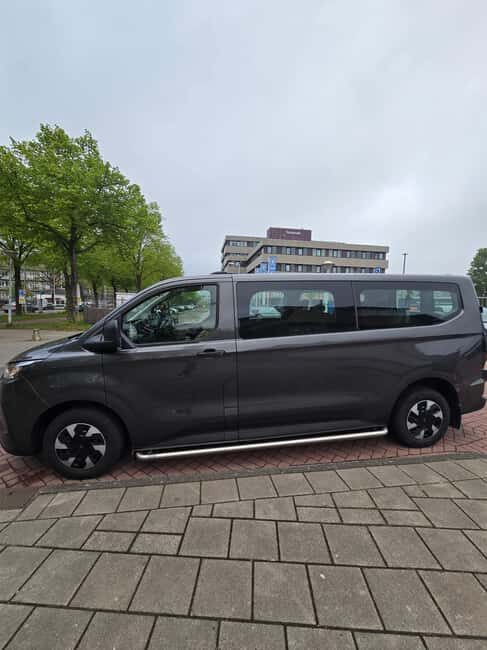 From Amsterdam: Farm, Volendam, Giethoorn + Boat Tour & VR - The Itinerary in Detail