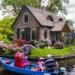 From Amsterdam: Giethoorn Guided Day Trip with Canal Cruise - The Value of the Tour