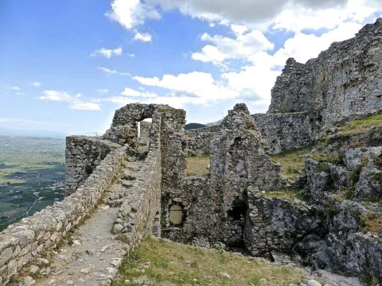 From Athens: 2-Days Dream Tour Sparta, Mystras & Monemvasia - Exploring Mystras: Byzantine Beauty
