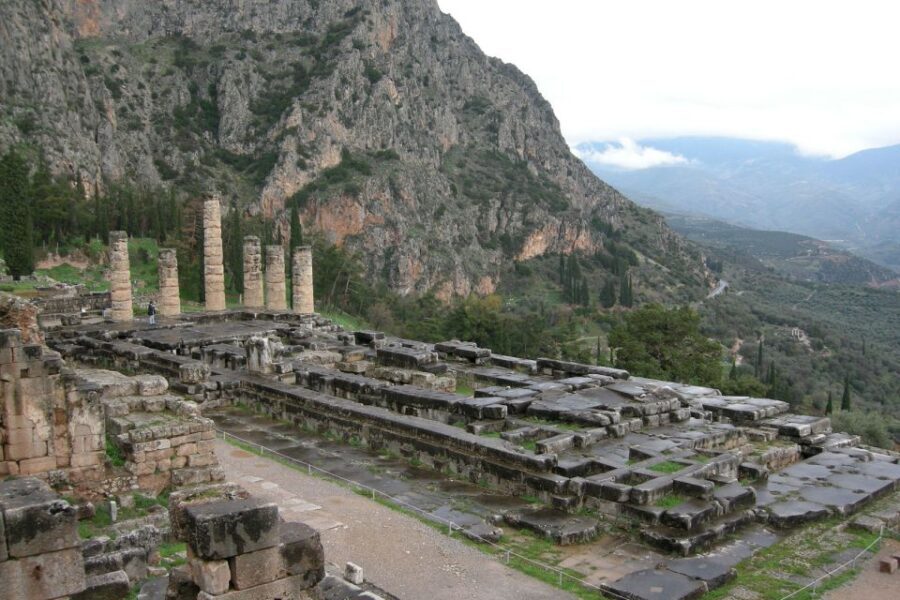 From Athens: Delphi Full-Day Tour - How the Day Plays Out: Logistics and Experience