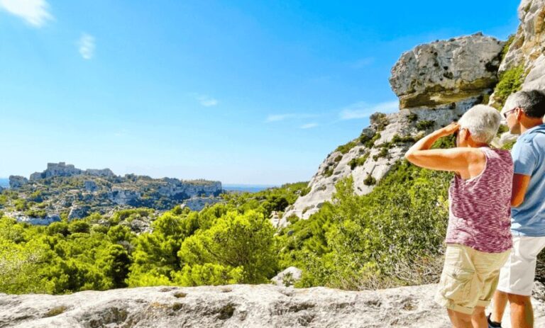 From Avignon: Arles, Les Baux-de-Provence & Saint-Rémy Tour - Exploring Arles: A Roman Marvel