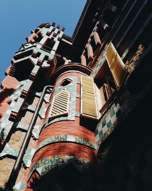 From Barcelona: Sagrada Familia Cathedral+Casa Mira Day Trip - Transportation and Comfort