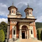 From Braov: Romanian Castle Tour with Bran and Peles - Transportation and Group Size