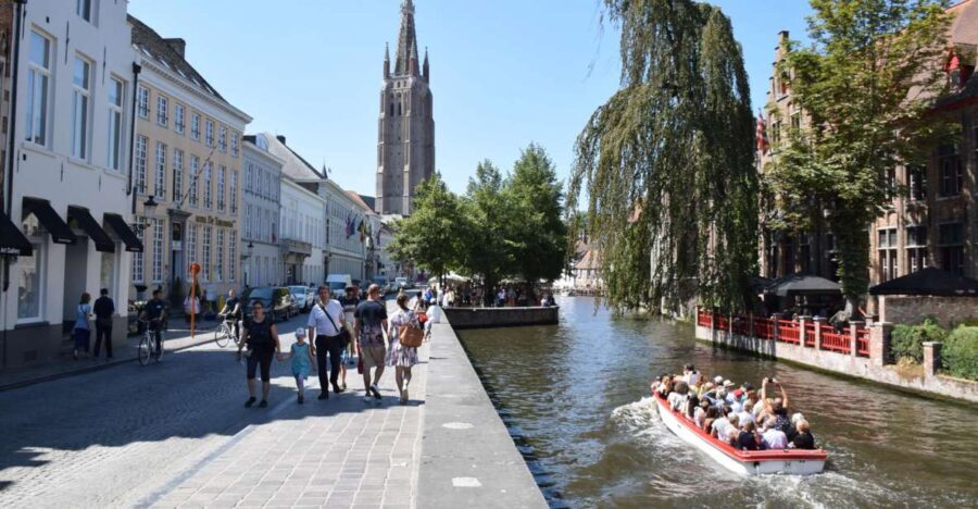 From Brussels: Bruges Private Tour - The Pros and Cons