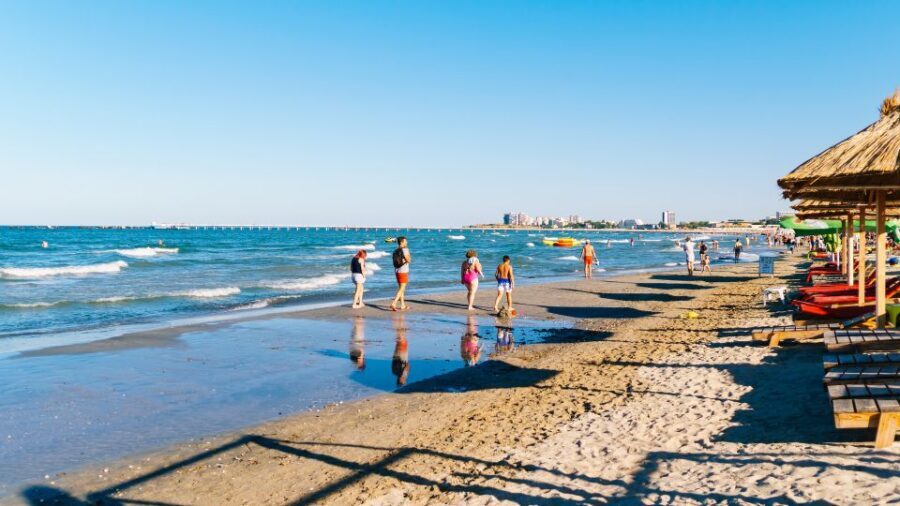 From Bucharest: Full-Day History, Sun & Fun at the Black Sea - An In-Depth Look at the Black Sea Day Trip