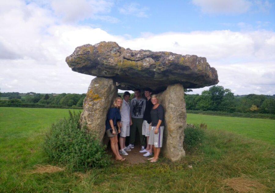 From Cardiff: Tour of Cardiff Bay and Vale of Glamorgan - What’s Included and What to Expect