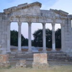 From Durrës: Albanian Riviera & Apollonia Tour with Meals - Detailed Breakdown of the Itinerary