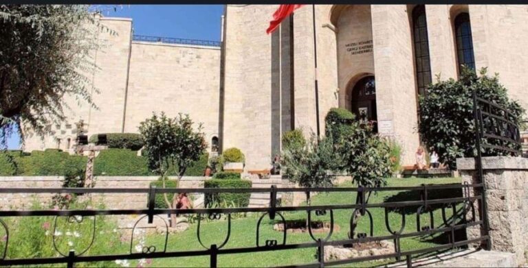 From Durres/Golem: Kruja Castle and Sari Salltik Day Trip - What’s the Overall Experience Like?