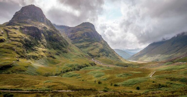 From Edinburgh: Loch Ness, Glencoe, and Inverness Tour - The Guide and Group Experience