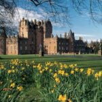 From Edinburgh: Scottish Castles Tour in Spanish - The Practicalities: Transportation, Timing, and Group Experience