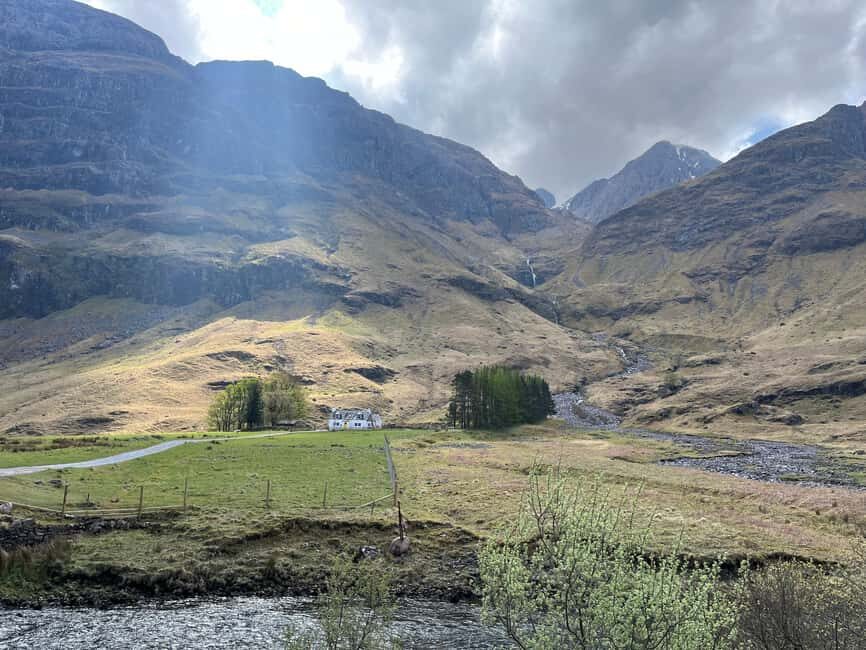 From Glasgow: Glenfinnan Viaduct & The Highlands Day Trip - Fort William and Loch Linnhe