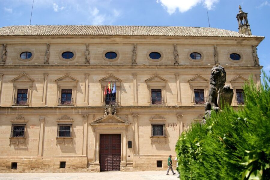From Granada: Úbeda and Baeza Day Trip - Úbeda: The Epitome of Renaissance Elegance