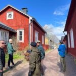From Helsinki: Raasepori Castle Ruins & Ekenäs Old Town - Exploring Raasepori Castle Ruins