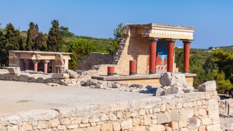 From Heraklion: Historical Center City Tour & Knossos Palace - Who Is This Tour Best For?